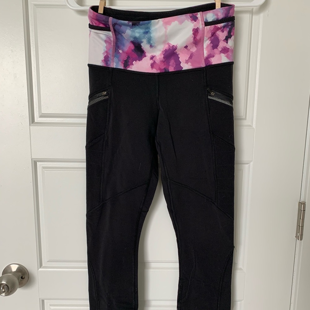 Lululemon leggings with zipper pockets
